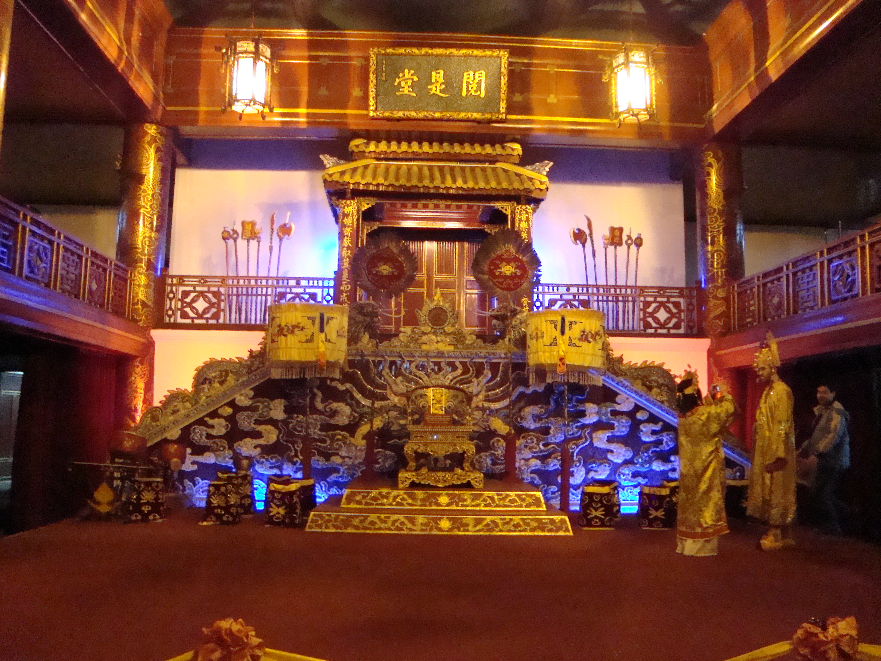 Hình ảnh sân khấu chính của Duyệt Thị Đường đẹp