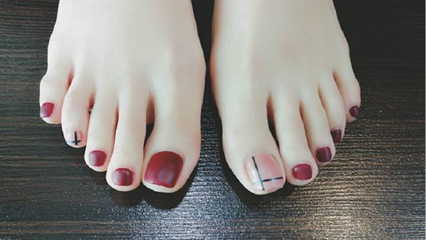 Mẫu nail móng chân màu đỏ đẹp nhất