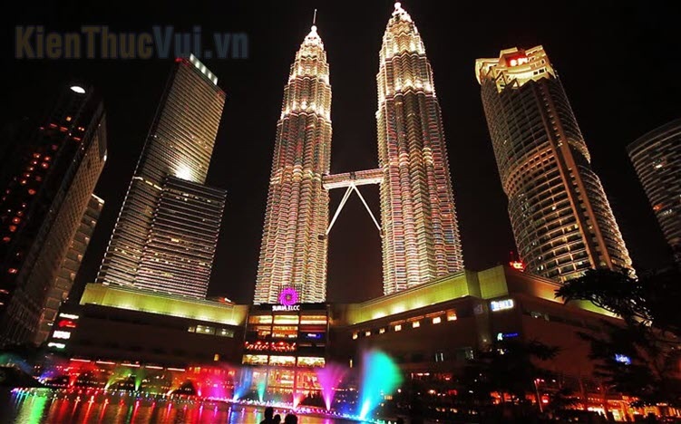 Hình ảnh tháp đôi Malaysia đẹp (Petronas Twin Towers)