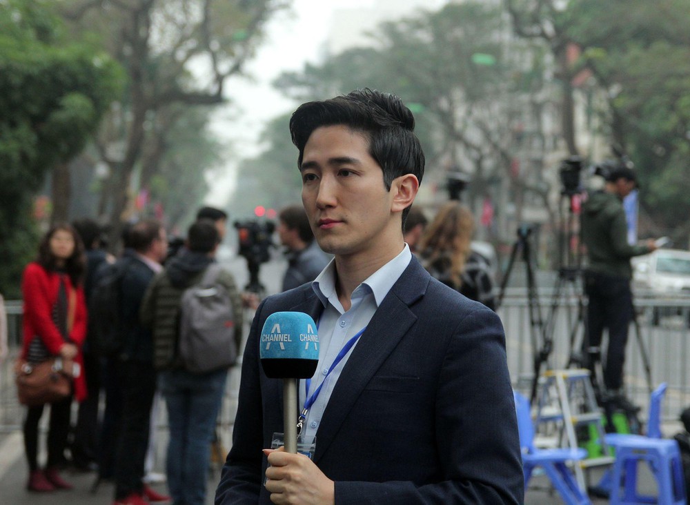 Ảnh phóng viên Hàn Quốc đẹp trai như tài tử