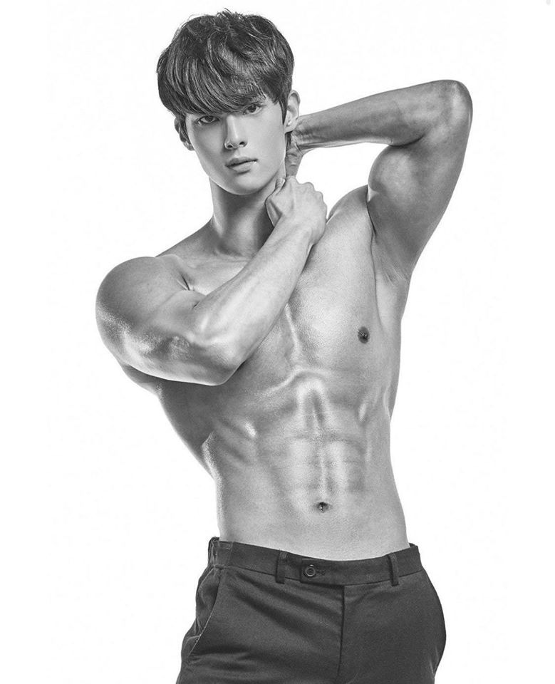 Ảnh trai Hàn Quốc đẹp trai body 6 múi