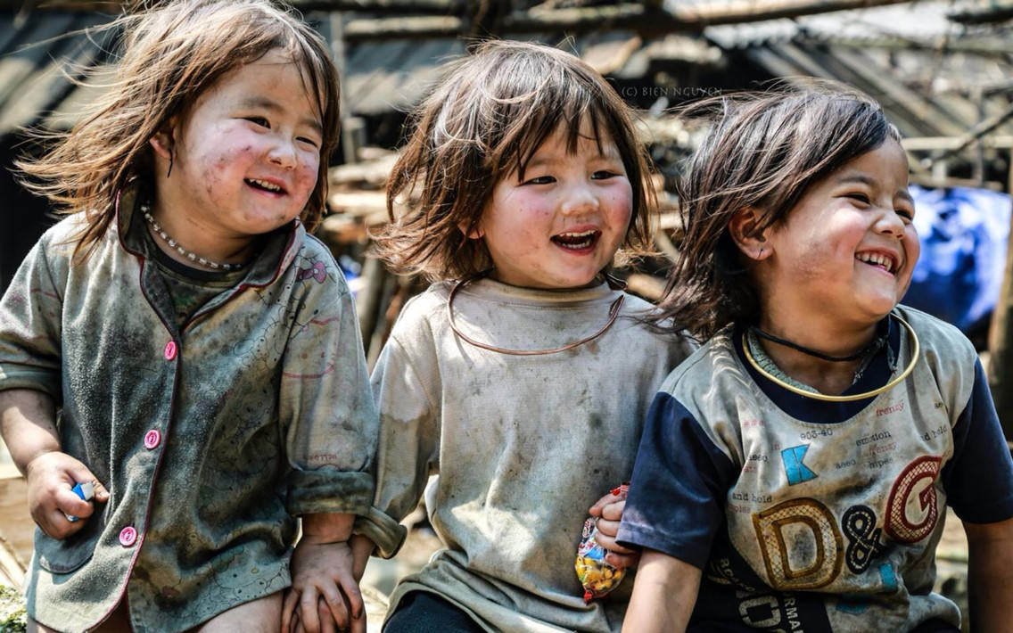 Hình ảnh trẻ em nghèo Việt Nam
