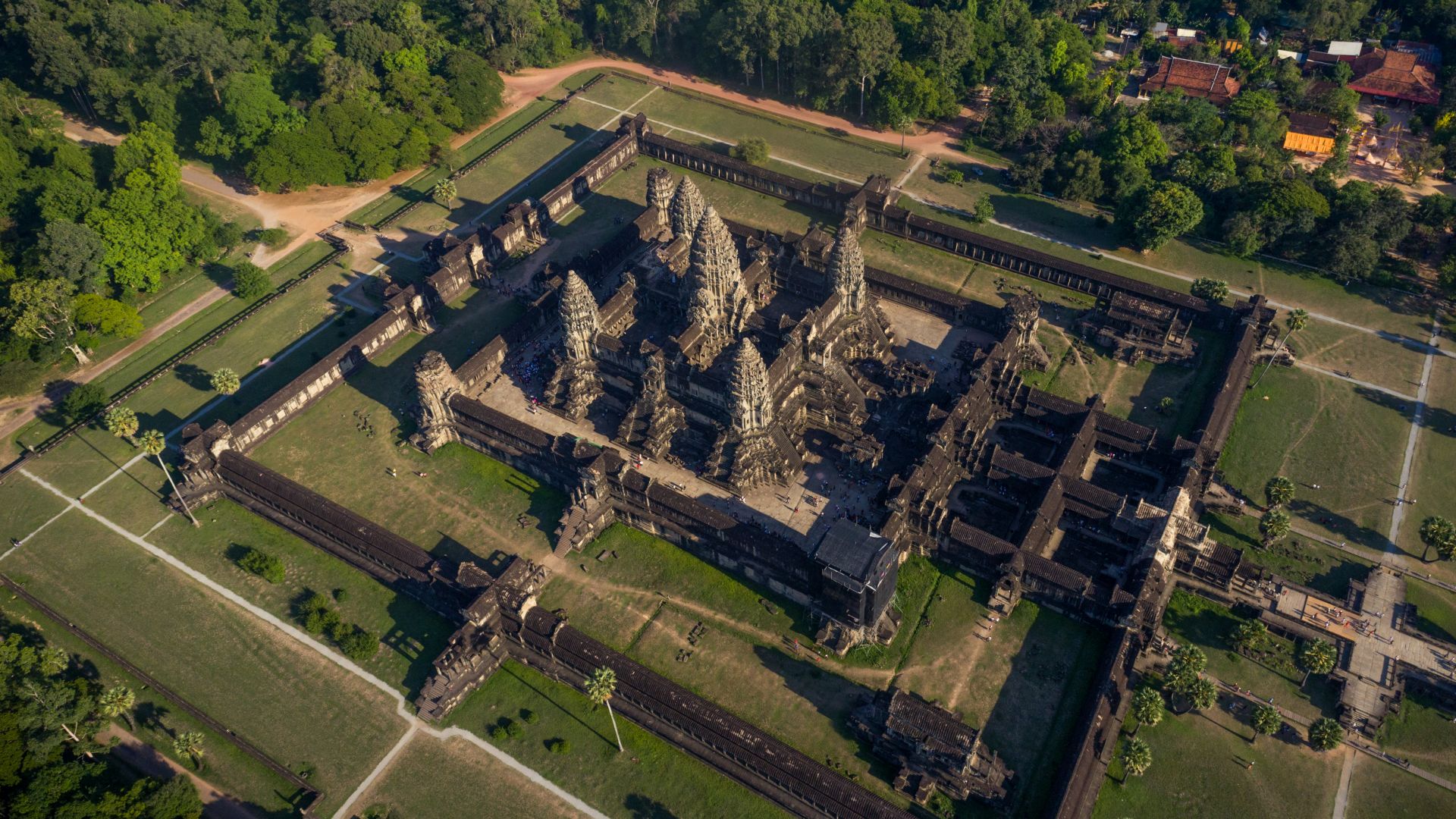 Ảnh Angkor Wat từ trên cao