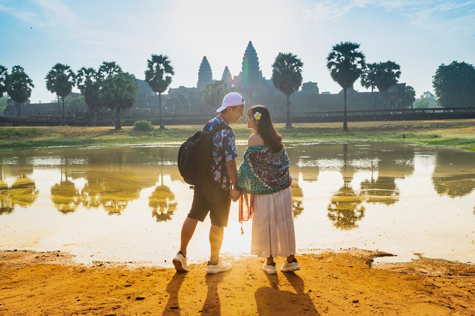 Ảnh hoàng hôn tại Angkor - Siem Reap biểu tượng của Campuchia