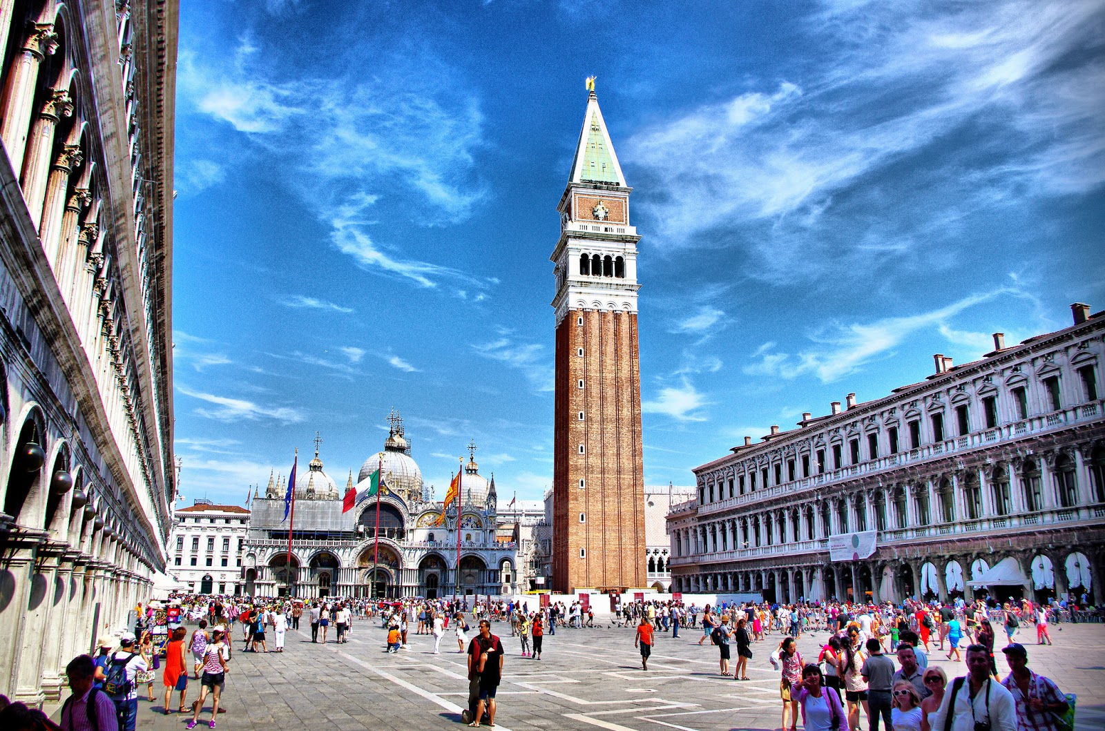 Ảnh Quảng trường Piazza San Marco - Quảng trường đông đúc nhất Venice