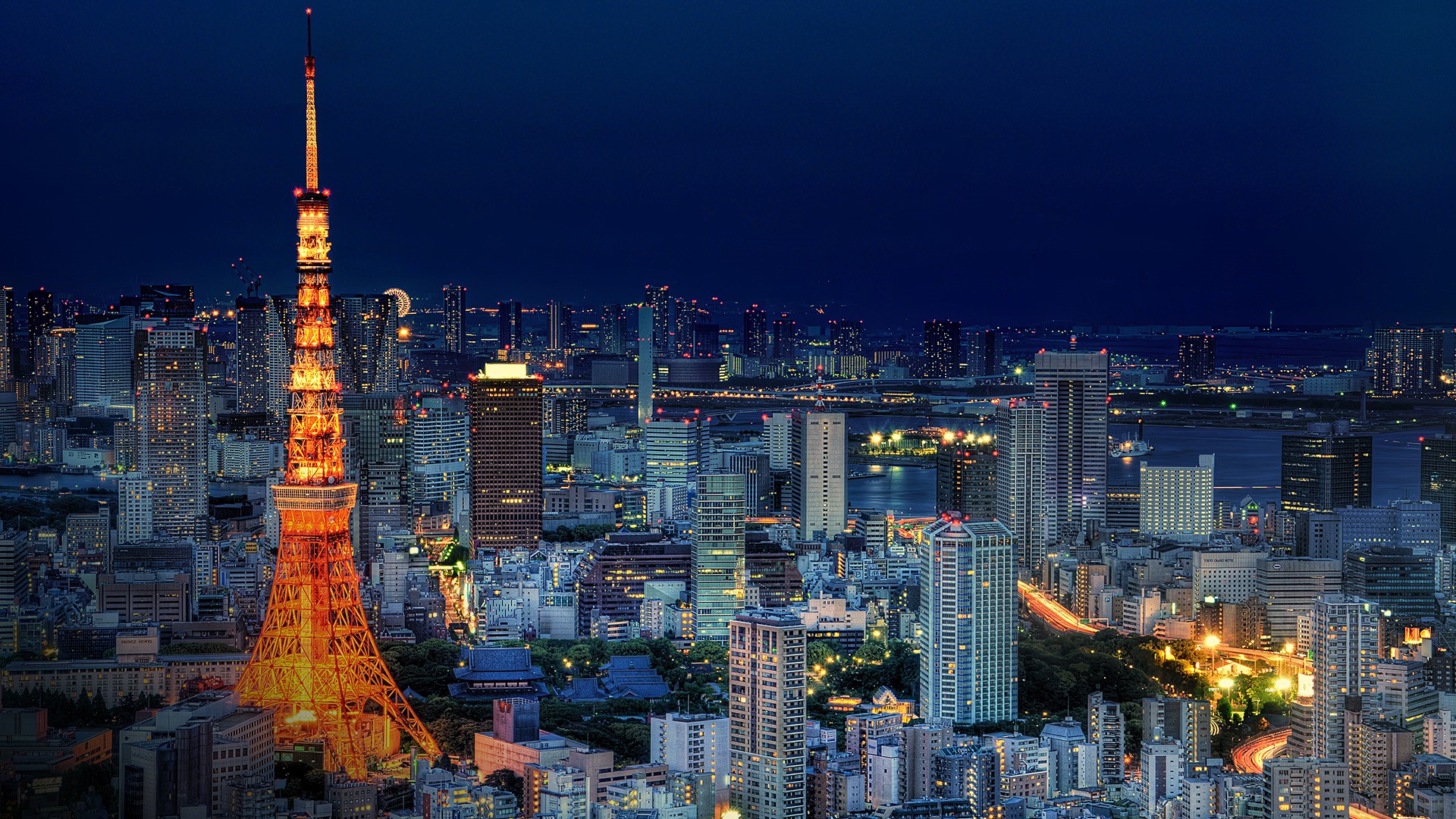 Hình ảnh đẹp về tháp Tokyo lúc lên đèn
