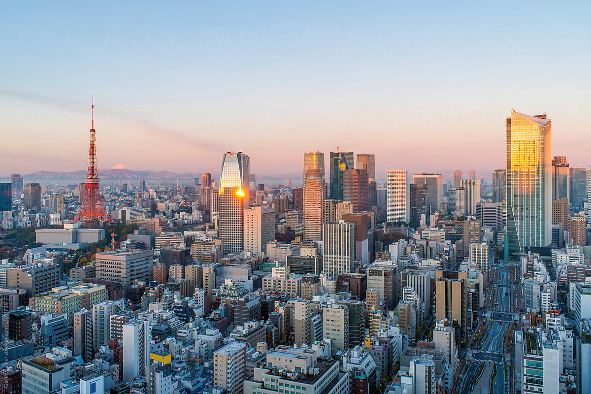 Hình ảnh tháp Tokyo giữa lòng thành phố