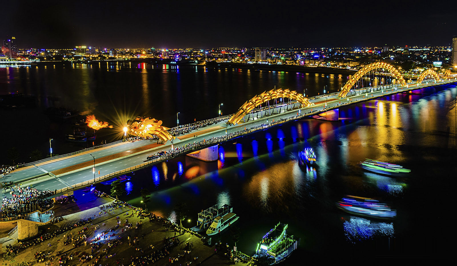 Hình ảnh cầu Rồng bắc ngang sông Hàn