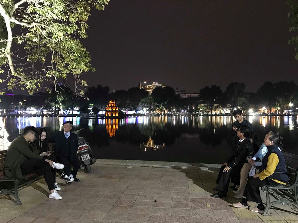 Hình ảnh đêm Hồ Gươm lung linh, huyền ảo