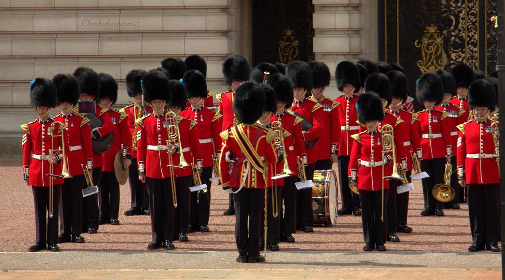 Hình ảnh lính gác tại cung điện Buckingham