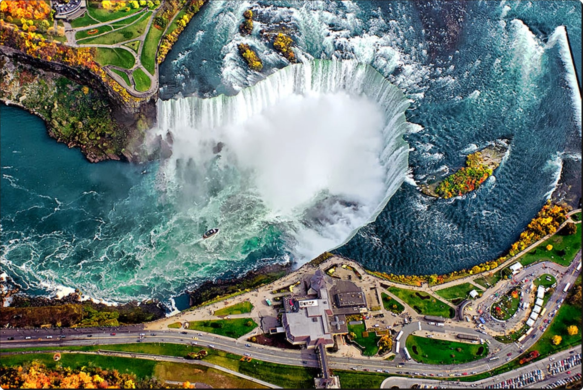 Hình ảnh thác Niagara hùng vĩ nhìn từ trên cao