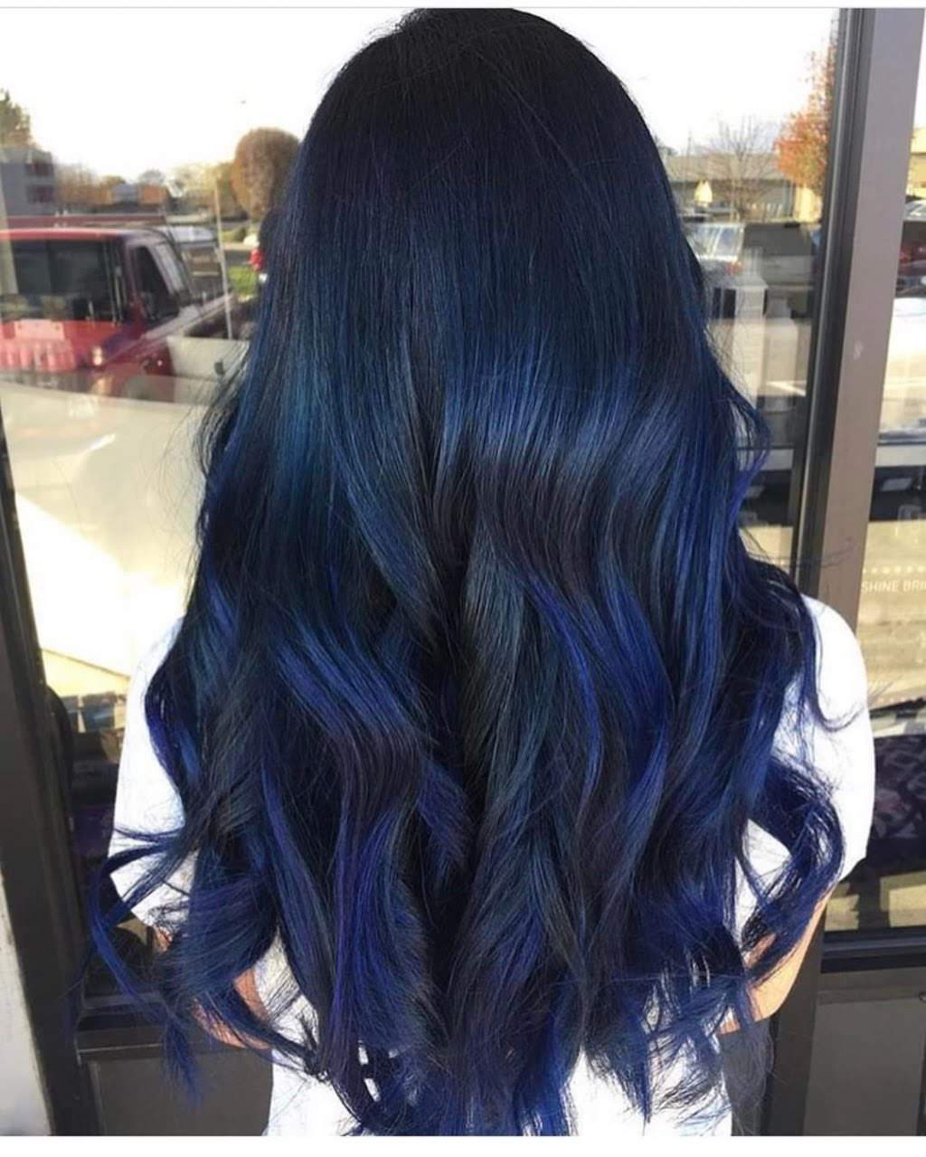 Kiểu tóc móc lai xanh dương đẹp nhất