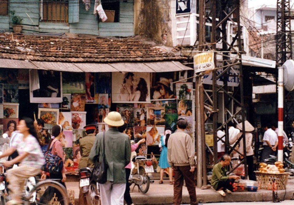 Hình ảnh 36 phố phường Hà Nội thập niên 80s 90s