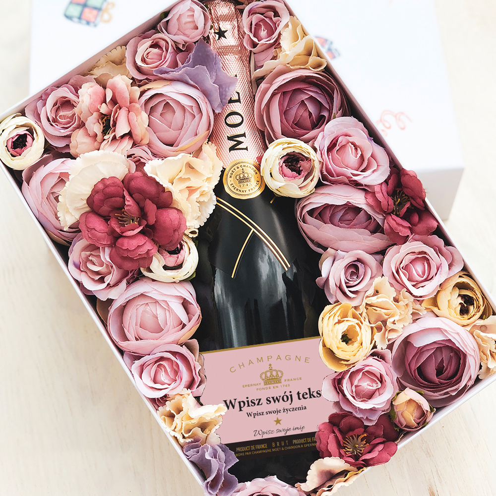 Hình ảnh đẹp nhất về hộp hoa, rượu sinh nhật