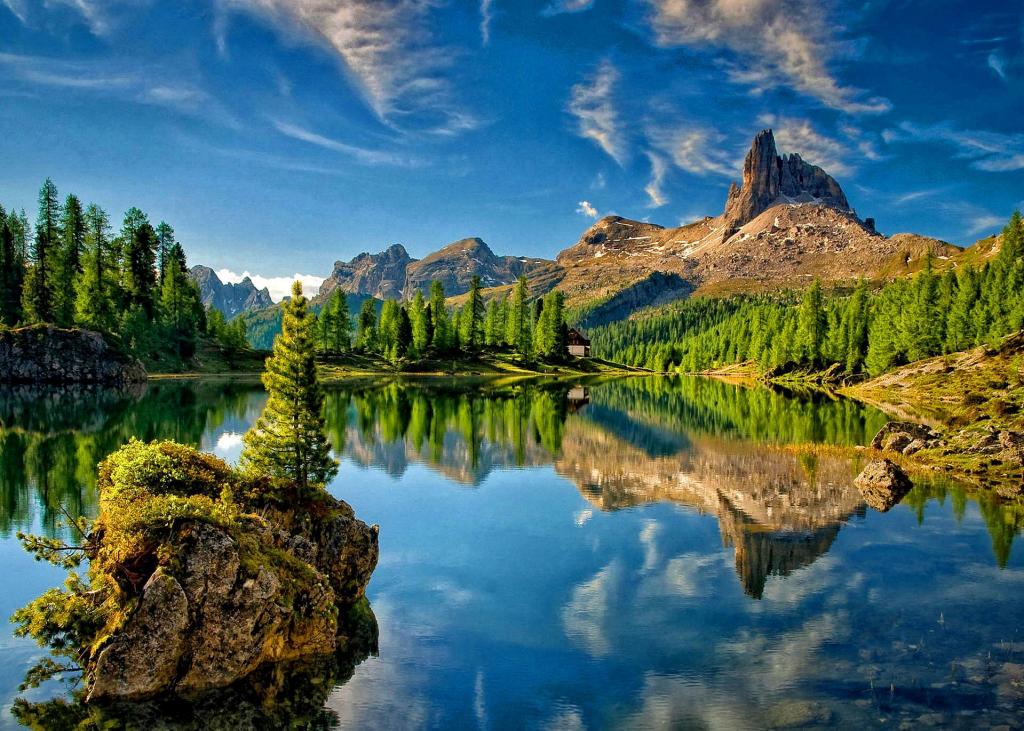 Hình ảnh thiên nhiên có núi có hồ tuyệt đẹp