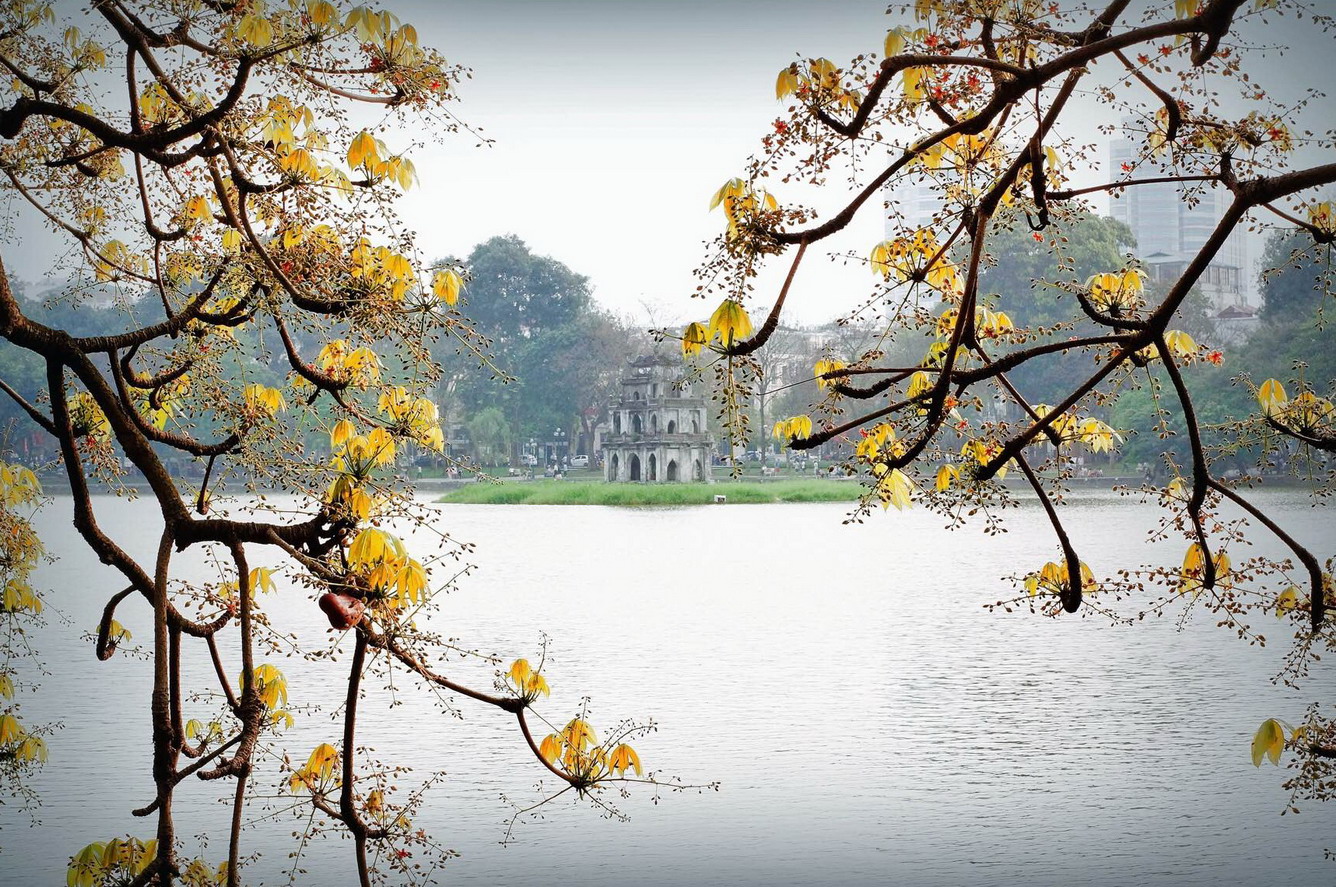 Hình ảnh hồ Gươm về mùa thu