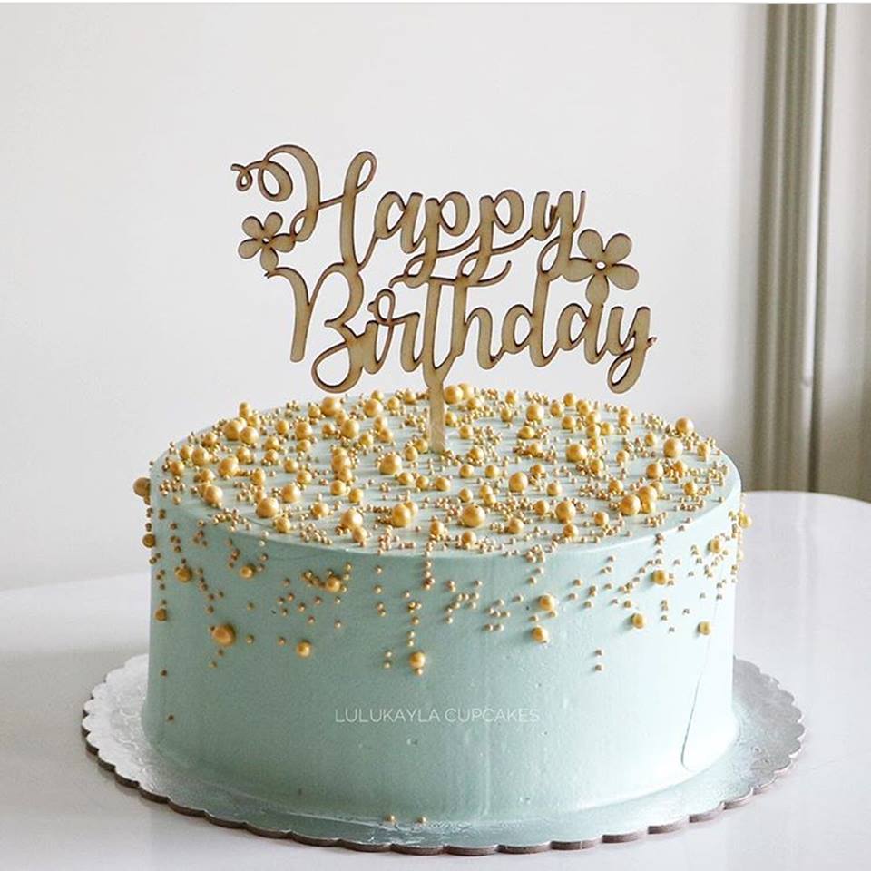 Hình ảnh bánh sinh nhật Happy Birthday hạt vàng