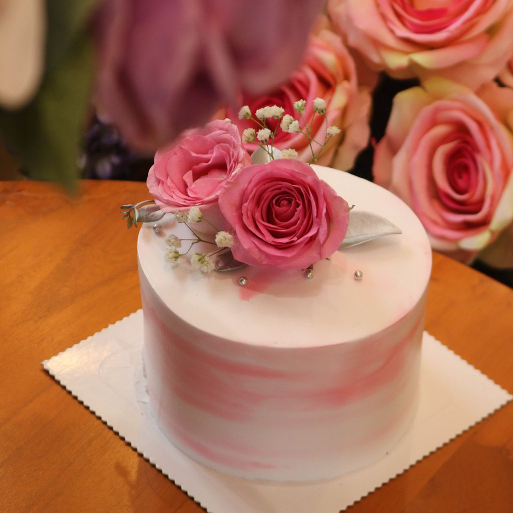 Hình ảnh bánh sinh nhật hồng hoa đẹp